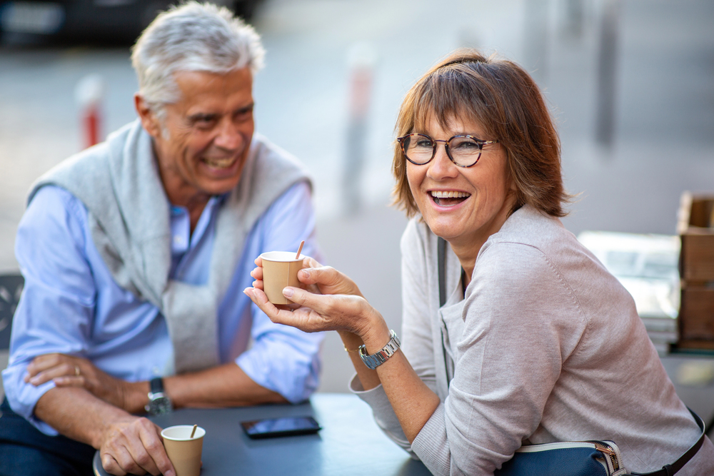 Depositphotos_476956608_S 60-75 couple having coffee